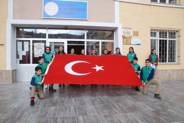 Öğrencilerden Mehmetçiğe tam destek G2