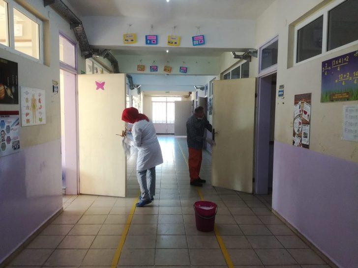 Sakarya’da okullar korona virüs tehdidine karşı dezenfekte edildi G4