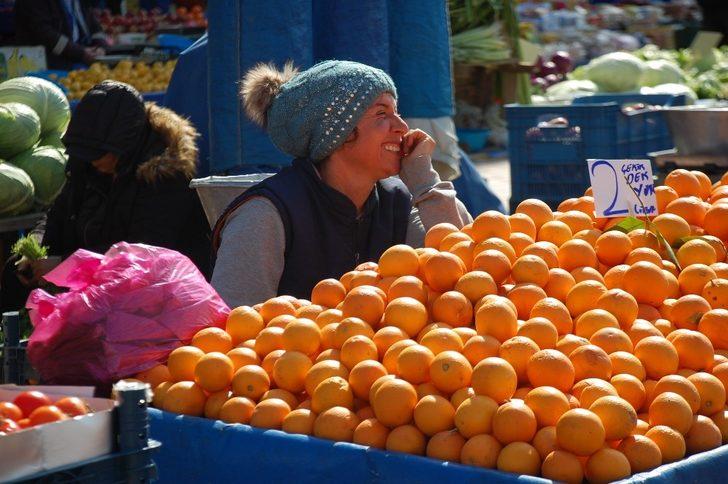 Keşan pazarının emekçi kadınları pazar yerinde kadın olmayı anlattı G2
