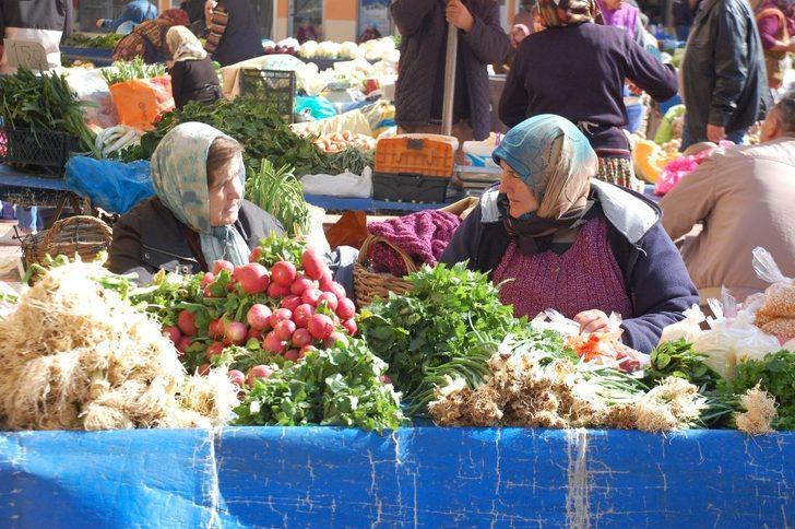 Keşan pazarının emekçi kadınları pazar yerinde kadın olmayı anlattı G5