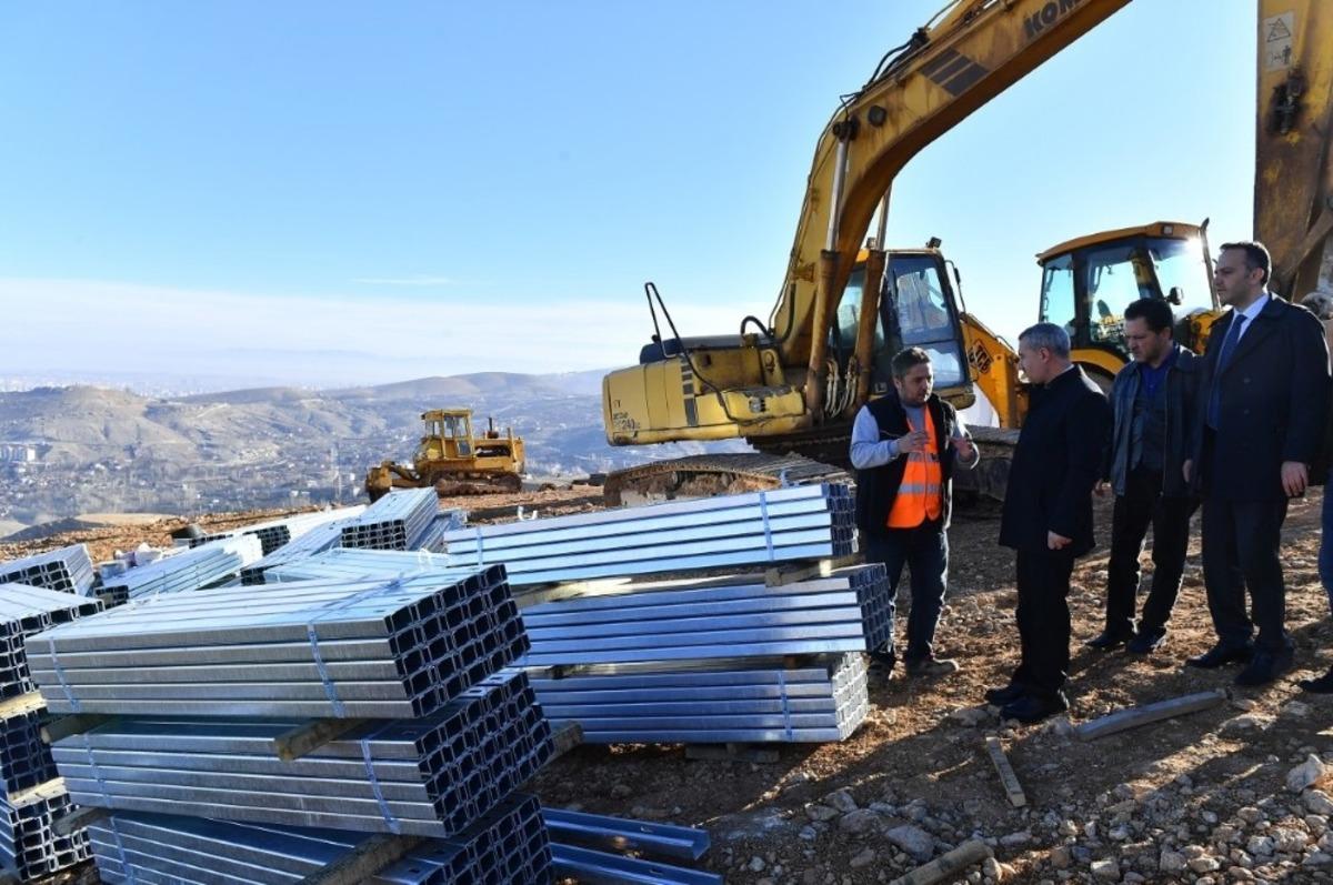 Yeşilyurt Belediyesi&rsquo;nden 5 noktaya g&uuml;neş enerji santrali