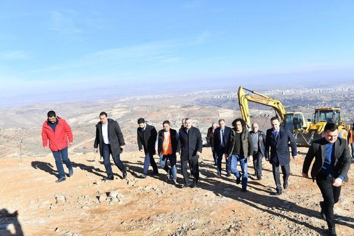 Yeşilyurt Belediyesi’nden 5 noktaya güneş enerji santrali G3