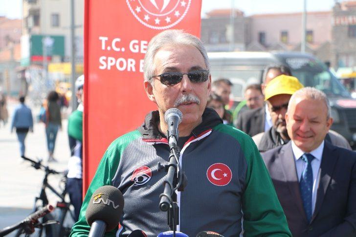 Glokoma dikkat çekmek için pedal çevirdiler G3