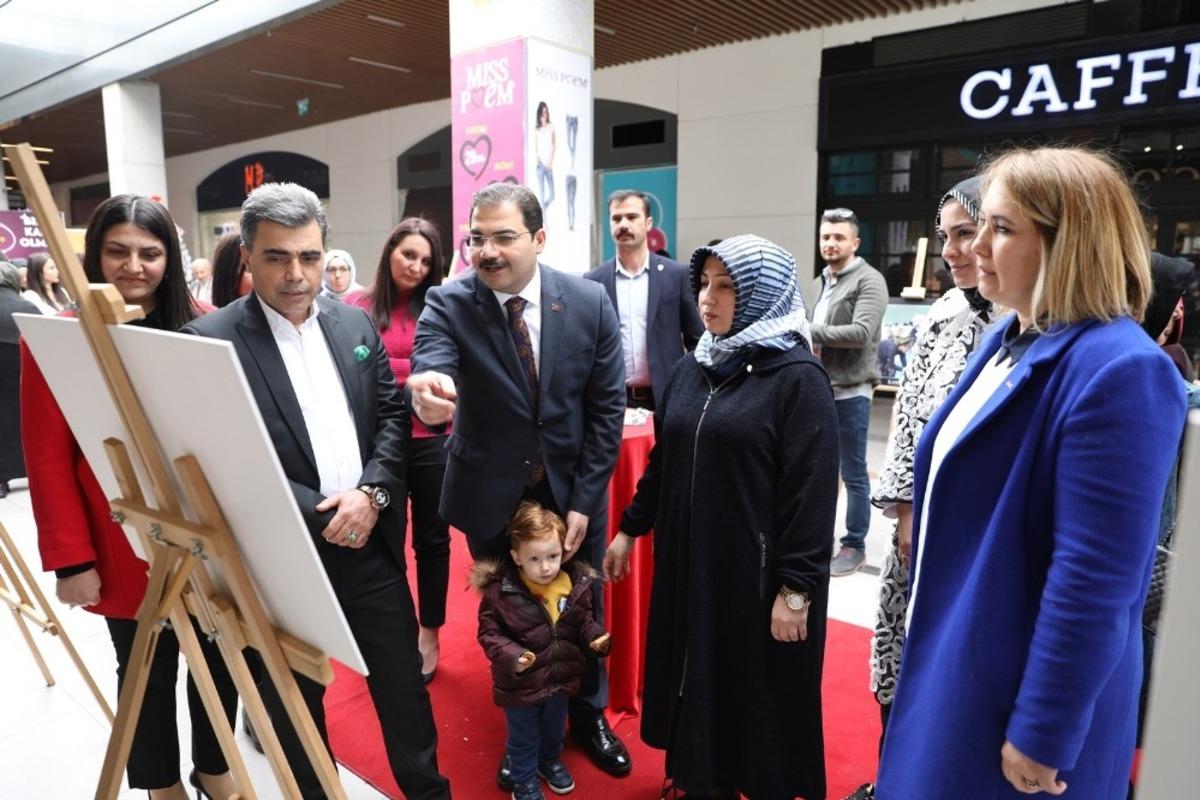 Bizler i&ccedil;in her g&uuml;n kadınlar g&uuml;n&uuml;