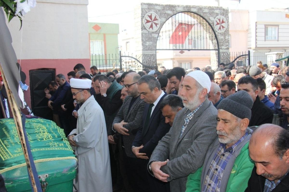 Gazeteci G&uuml;neş&rsquo;in acı g&uuml;n&uuml;