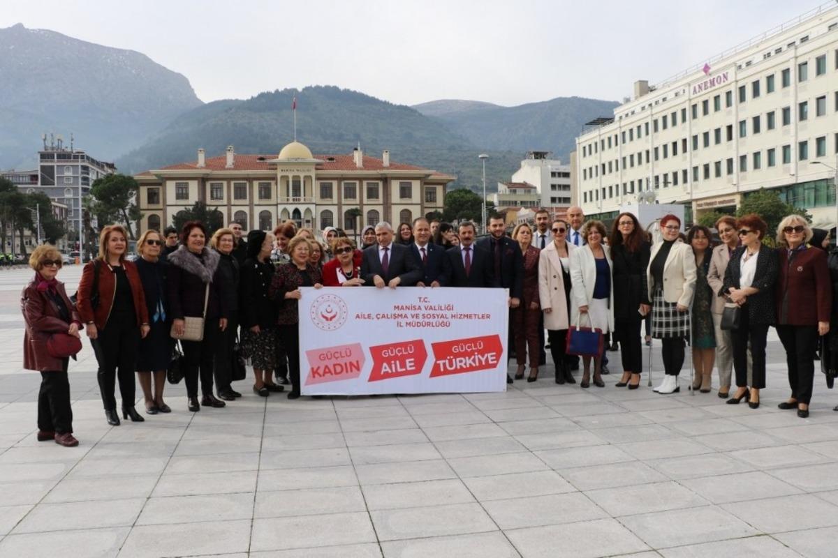8 Mart D&uuml;nya Kadınlar G&uuml;n&uuml; Manisa&rsquo;da kutlandı