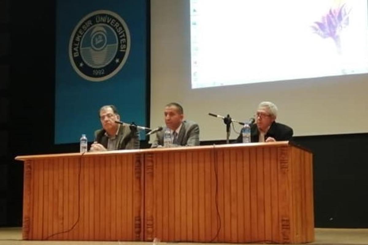 &Ouml;mer Seyfettin Balıkesir&rsquo;de anıldı