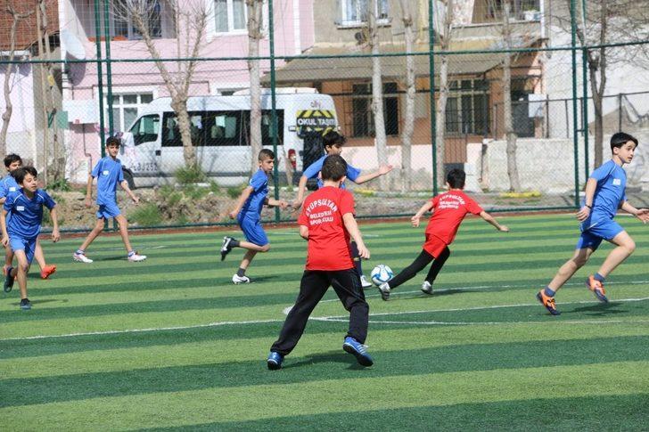 Bilgi Evleri Arası Futbol Turnuvası başladı G4