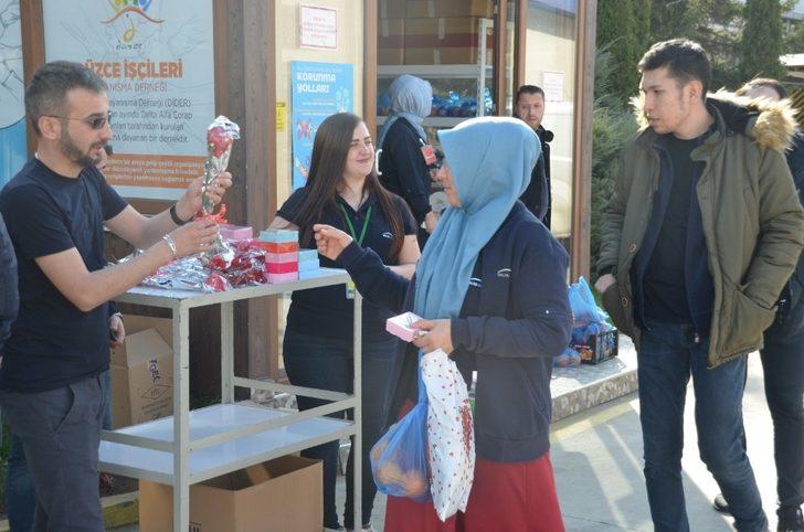 Fabrikada çalışan kadınlar unutulmadı G1