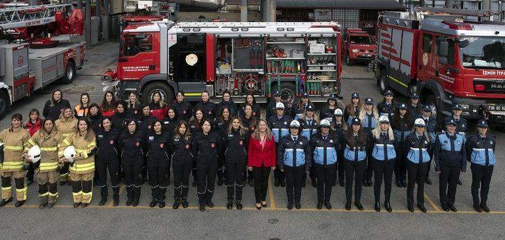 İzmir Büyükşehir Belediyesinde yöneticilerin yarısı kadın G2
