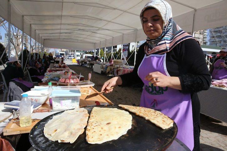 Kadınlar evde ürettikleri ürünleri pazarda satacak G4