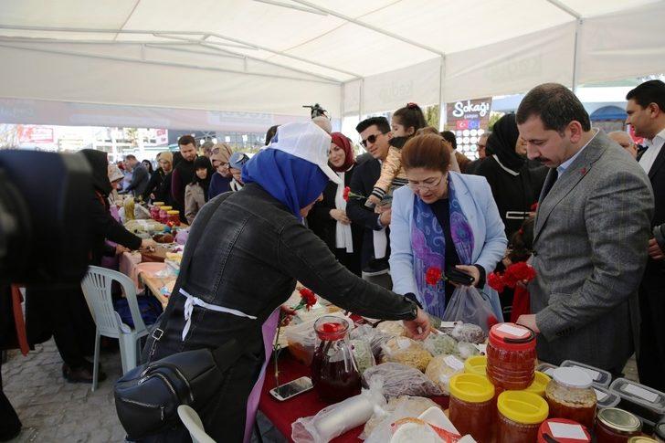 Kadınlar evde ürettikleri ürünleri pazarda satacak G5