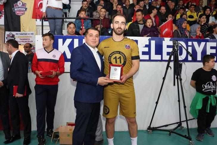 Jeopark Kula Belediyespor sezonu galibiyetle tamamladı G4