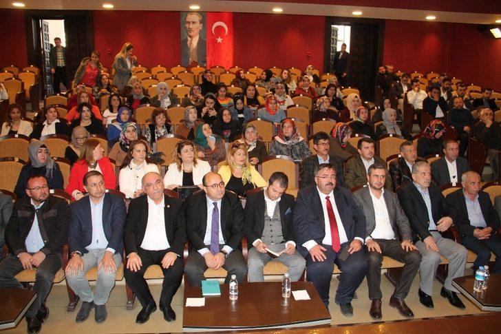 19. dönem düzenlenen  AK Parti siyasi akademisi ilk dersi Amasya’da yapıldı G3