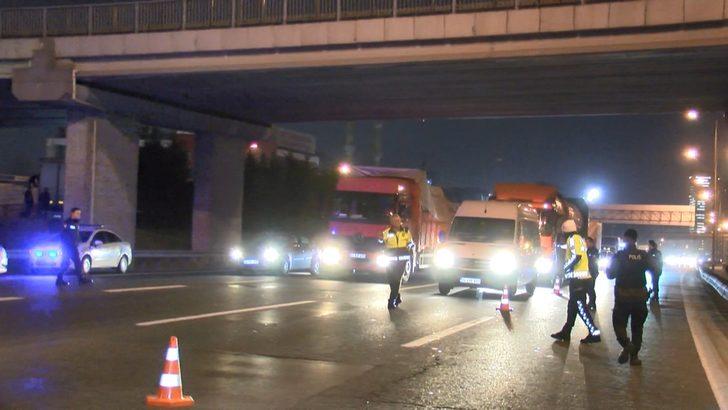 TEM'de sabah trafiğini kilitleyen kaza! G2