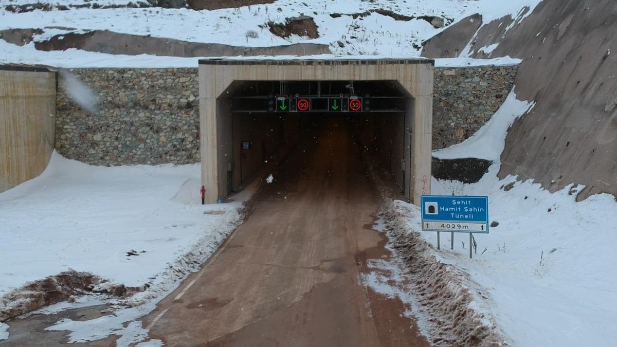 60 yıllık hayal ger&ccedil;ek oldu, Salmankaş T&uuml;neli tamamlandı! 3 saatlik yol mesafesi  yarıya indi