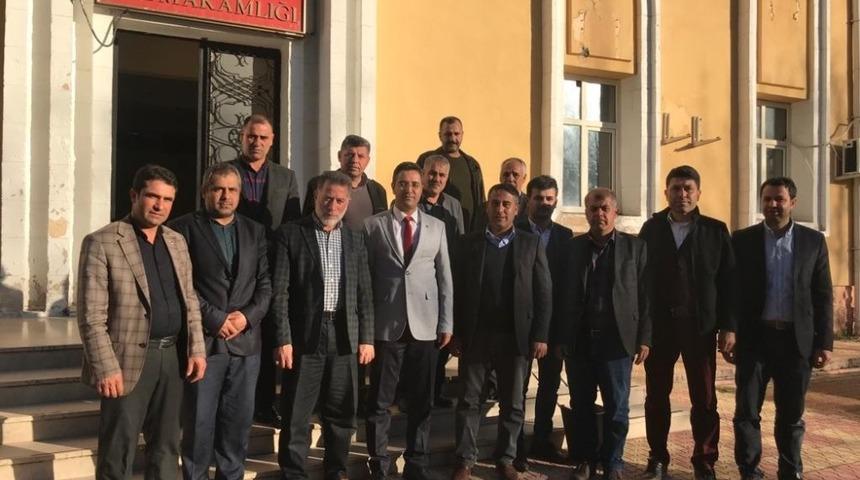 Muhtarlardan müdür Dağ’a tam destek