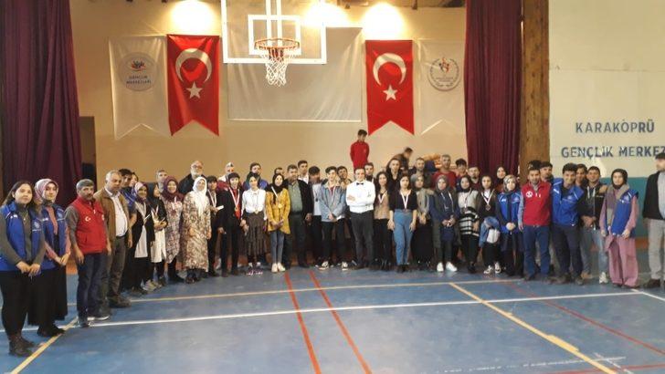 Siverekli öğrenciler tiyatro yarışmasında il birincisi oldu G1