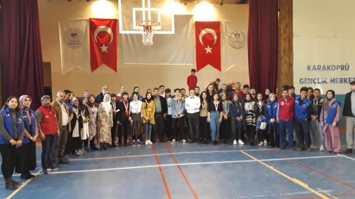 Siverekli &ouml;ğrenciler tiyatro yarışmasında il birincisi oldu