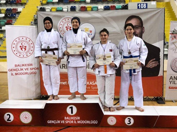 Judocular Balıkesir’den 10 madalya ile döndü G3