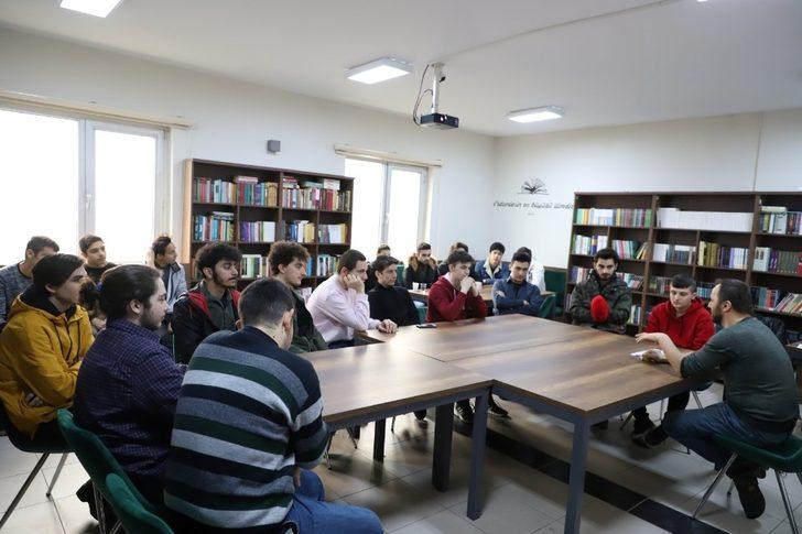 Akademi derslerine muhabbet molası G1