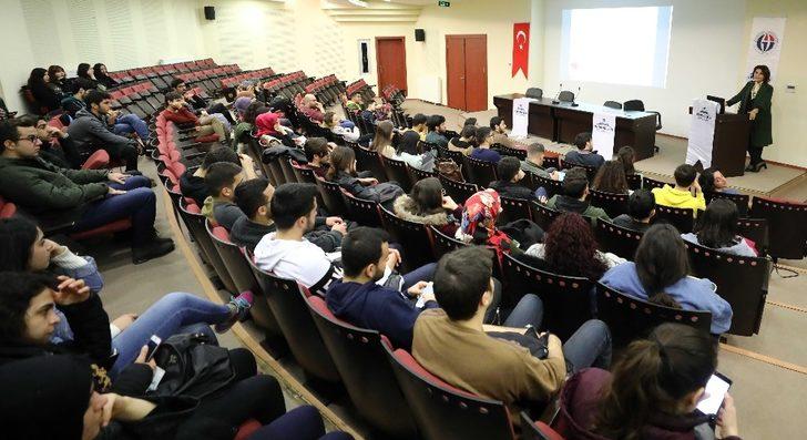 GAÜN’de ‘İş Hayatında Kadının Gücü’ etkinliği G1