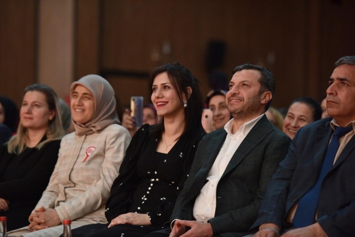 Y&uuml;reğir&rsquo;de Hakan Meng&uuml;&ccedil;&rsquo;e yoğun ilgi