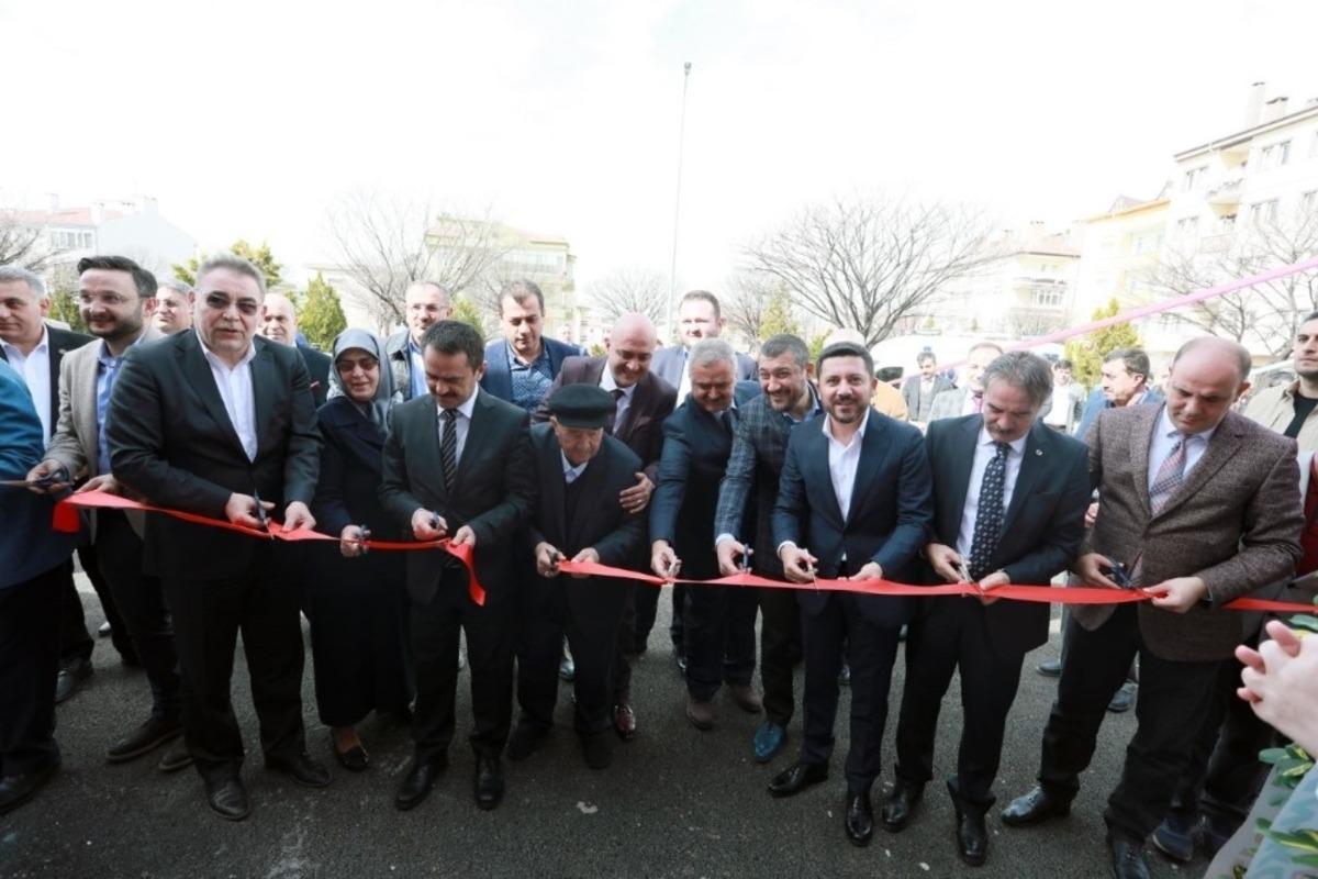 Hayırsever Diriko&ccedil; ailesi tarafından yaptırılan Aile Sağlık Merkezi a&ccedil;ıldı