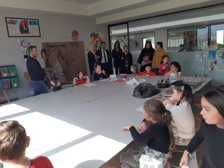 Seneye 1. sınıfa başlayacakları okulu tanıdılar G2