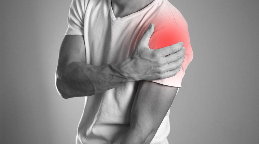 Tekrarlayan omuz &ccedil;ıkığı tedavisi nasıl olur? Bu hastalık gen&ccedil;leri tehdit ediyor