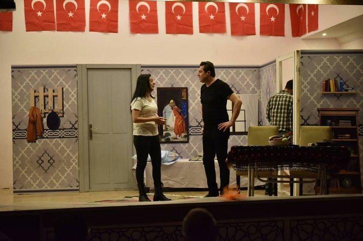 Mustafakemalpaşa’da ‘Sesimi Duyuramadım’ oyunu sahnelendi G2