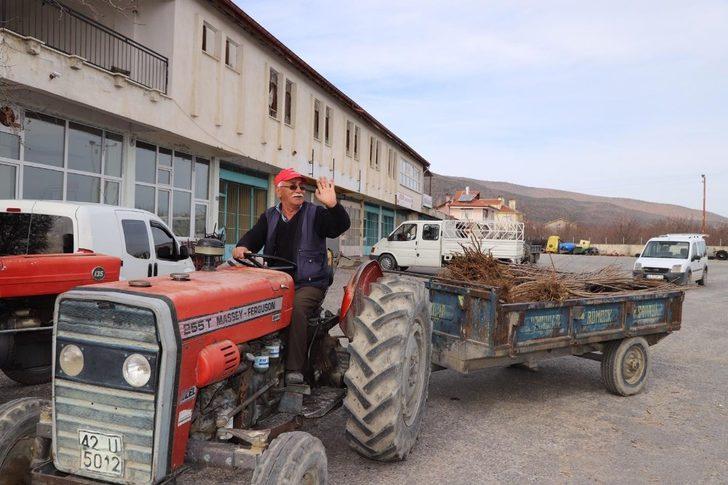 Büyükşehir’den çiftçiye fidan ve fide desteği G3