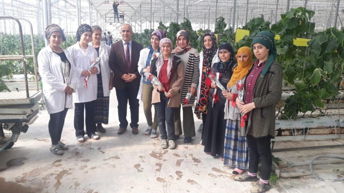 Başkan Ensari&rsquo;den kadınlara g&uuml;l