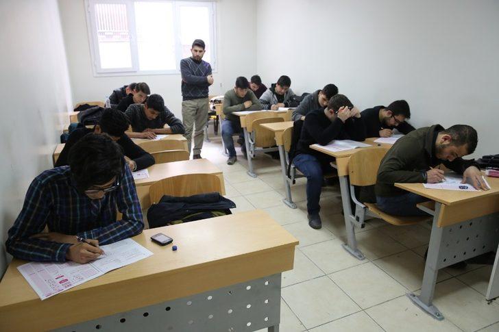 Seviyelerini deneme sınavları ile ölçüyorlar G4