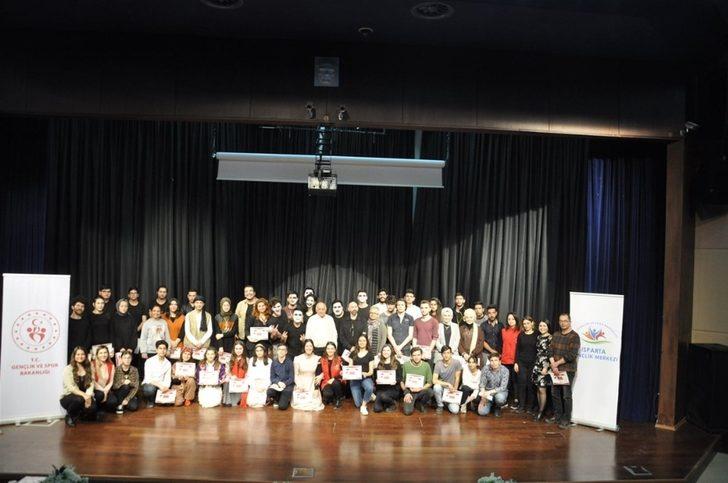 Gençler hayallerini sahneye taşıdı G3