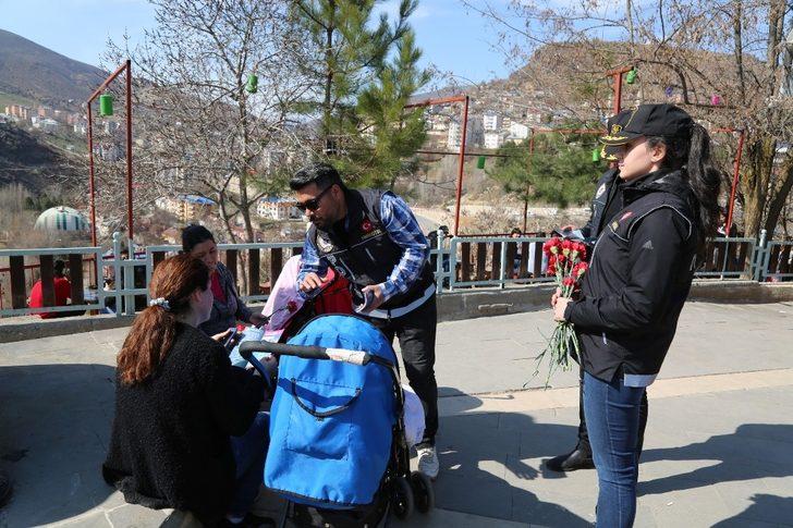 Tunceli polisi "Narko Rehber" ile bilgilendirdi G2