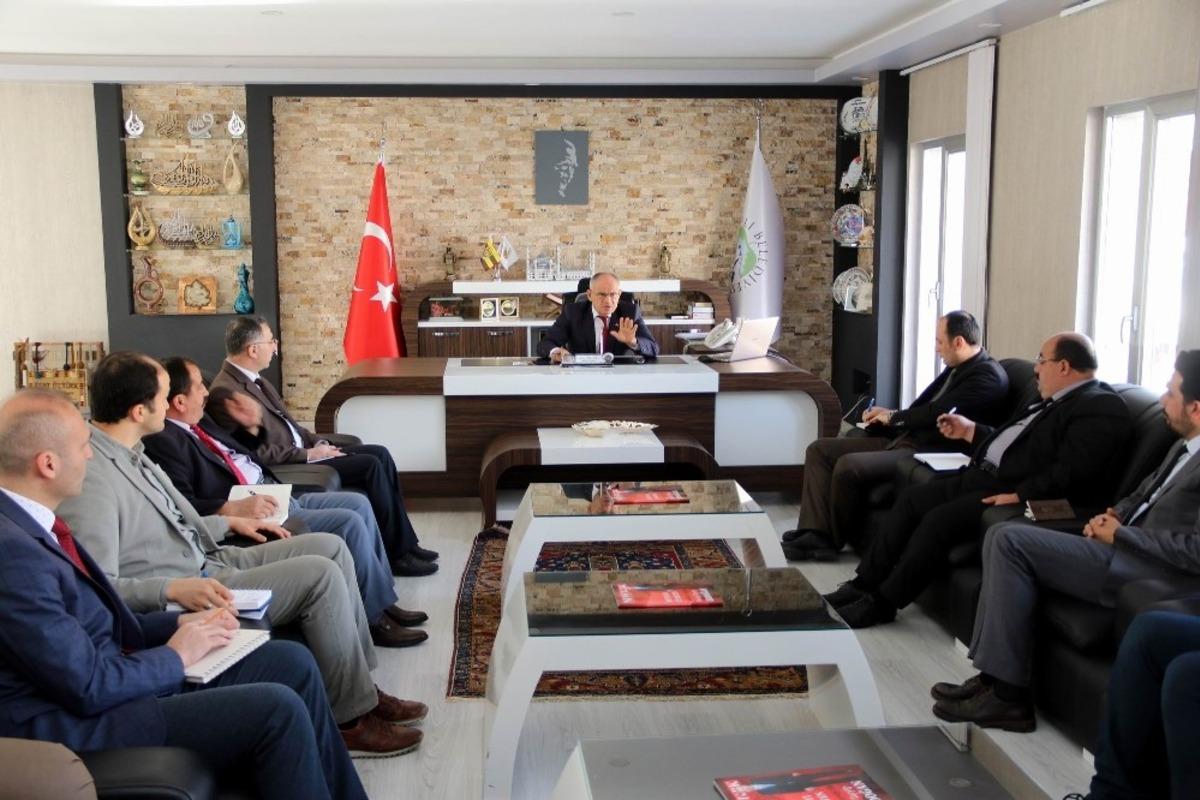 Yahyalı Belediyesi 2020 yılı projelerini değerlendirdi