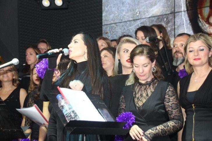 Hükümlü annelerin çocukları için şarkı söylediler G1