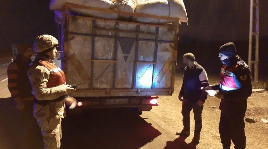 Kars&rsquo;ta trafik uygulaması yapıldı