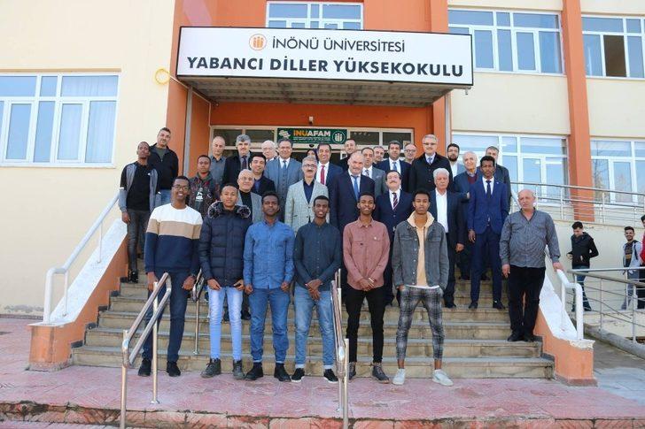 Rektör Kızılay’dan İNÜAFAM ziyareti G2