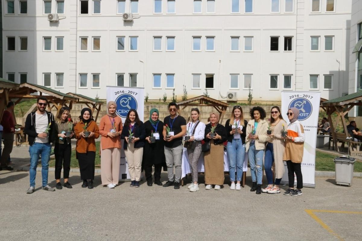 SA&Uuml;&rsquo;de Kadınlar G&uuml;n&uuml; fidan dikimi ile kutlandı