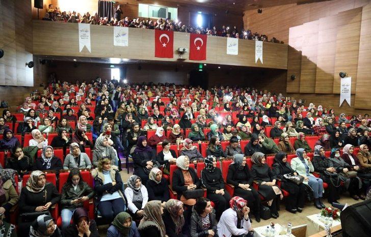 İkbal Gürpınar Vanlı kadınlarla buluştu G5