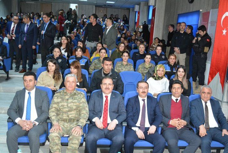 Hakkari’de 8 Mart Dünya Kadınlar Günü etkinliği G2