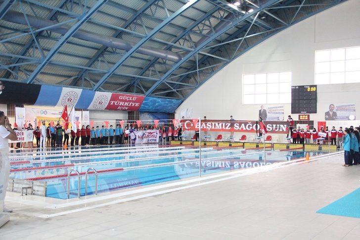 Sinop’ta Anadolu Yıldızlar Ligi Yüzme Grup Müsabakaları yapıldı G3