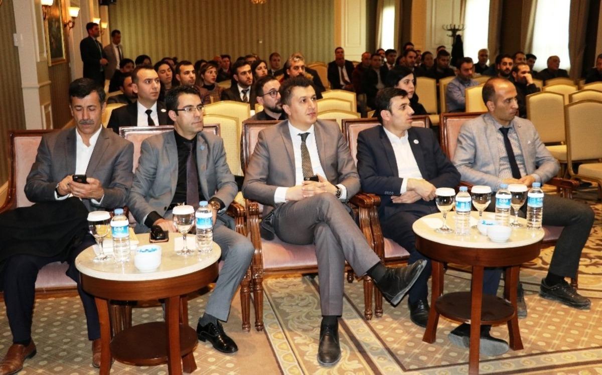 Turizm &ccedil;alışanlarına korona vir&uuml;s eğitimi