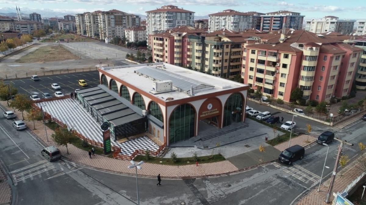 Y&ouml;resel &Uuml;r&uuml;nler &ccedil;arşısında inceleme