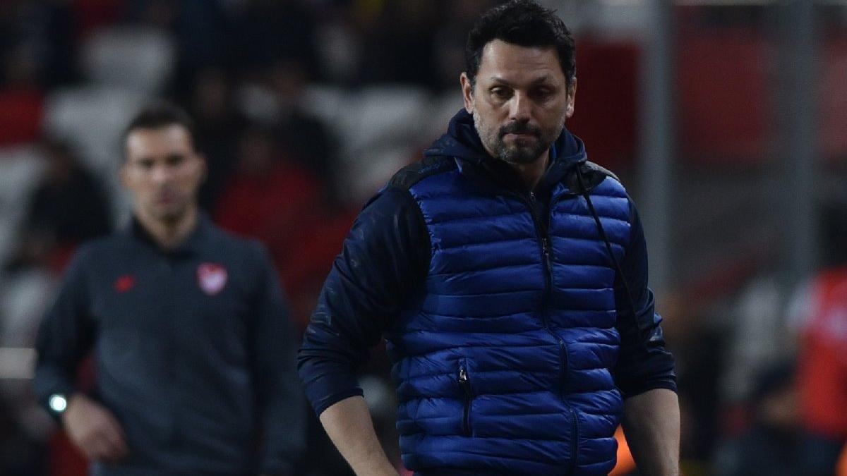 Hasan &Ccedil;avuşoğlu'ndan Erol Bulut i&ccedil;in Fenerbah&ccedil;e a&ccedil;ıklaması