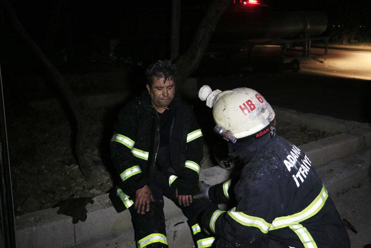 Geridönüşüm fabrikasında yangın! 1 itfaiye eri yaralandı G3