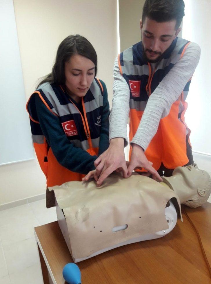 AFAD Gönüllülerine ilk yardım eğitimi verildi G2