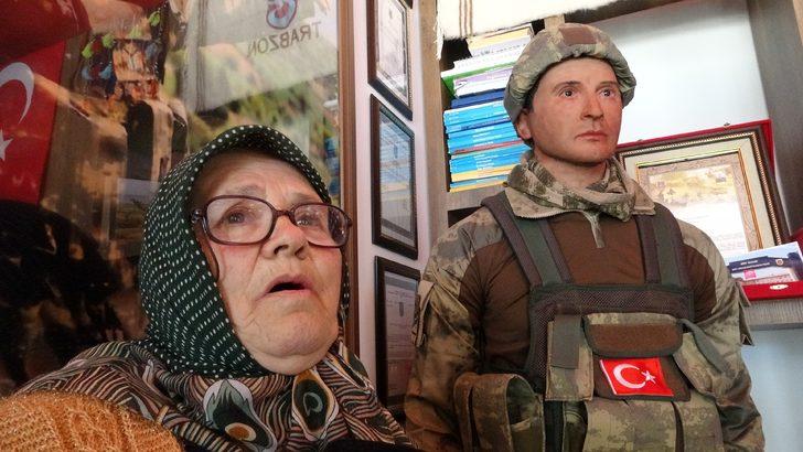 Gördüğü an sarılıp ağlamaya başladı! Dinmeyen acı G1